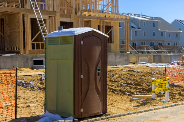 Porta potty rental for outdoor events in Edmore, MI