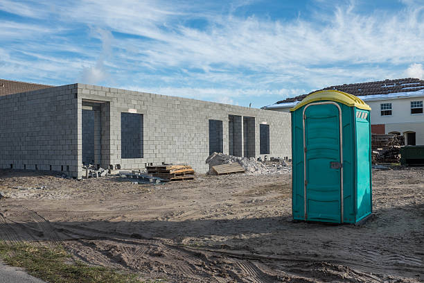 Best Porta potty delivery and setup  in Edmore, MI